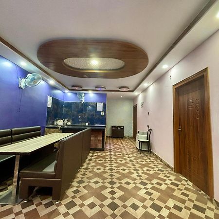 Krishna Shree Guest House Ґувахаті Екстер'єр фото