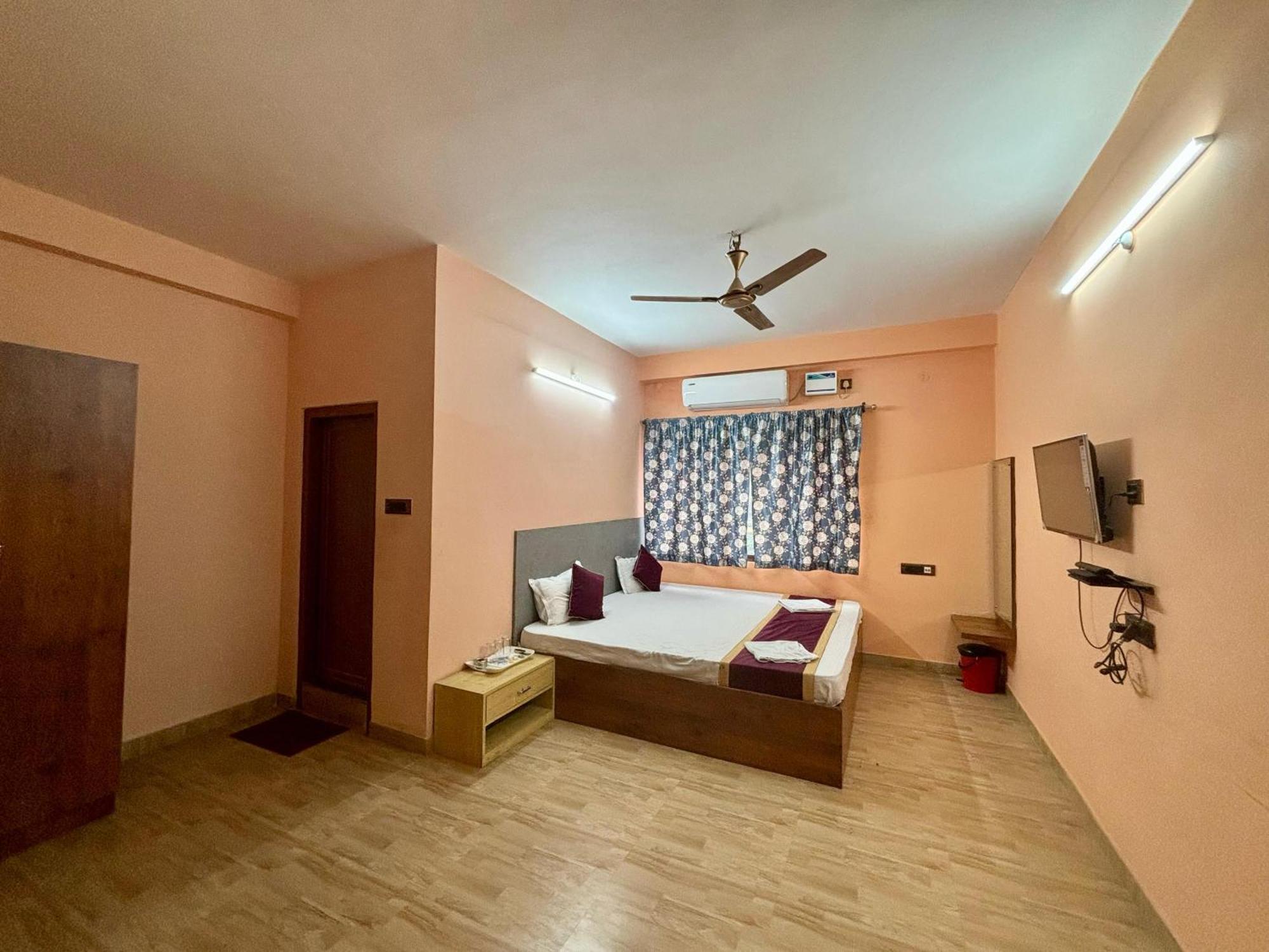 Krishna Shree Guest House Ґувахаті Екстер'єр фото