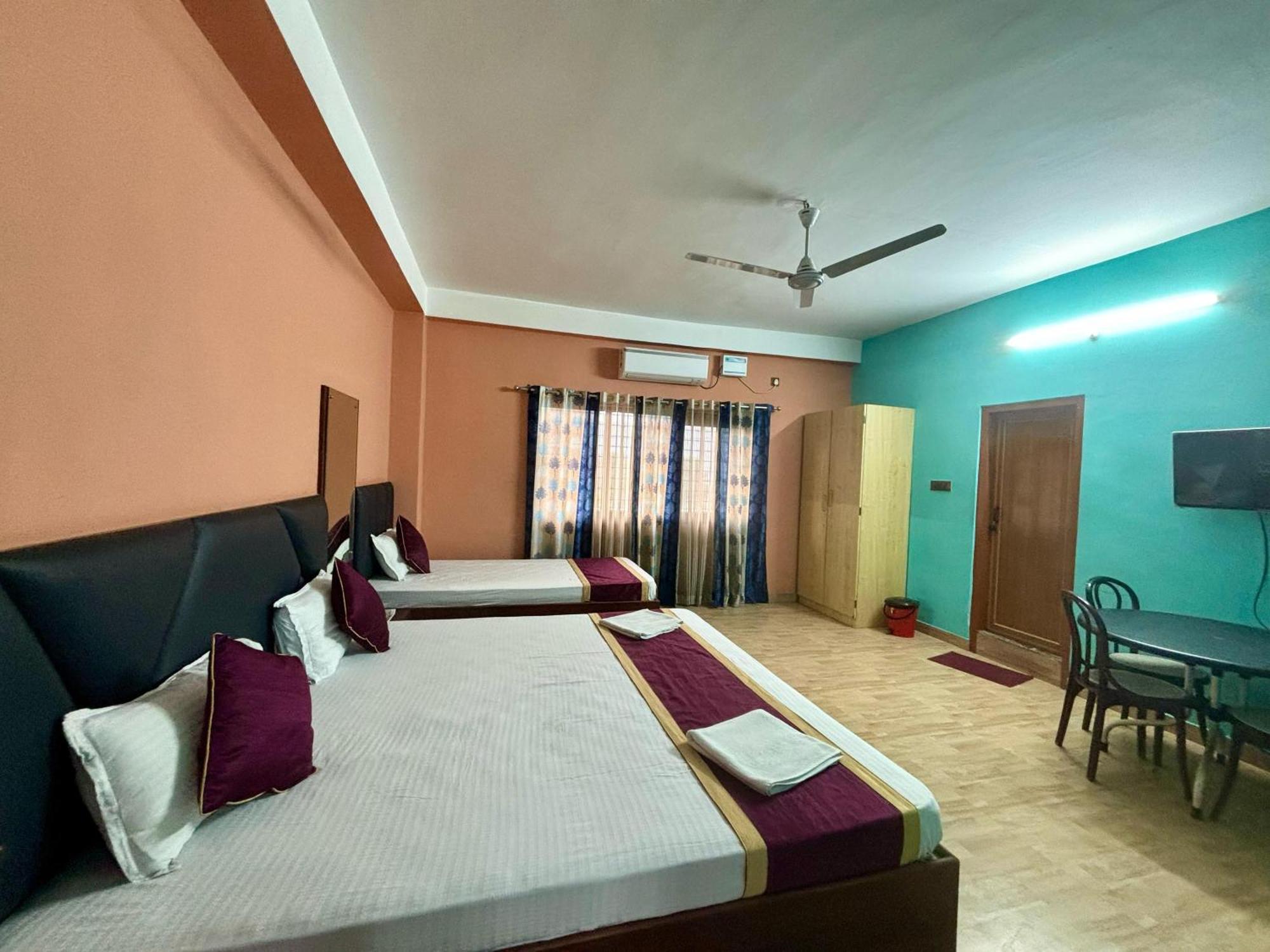 Krishna Shree Guest House Ґувахаті Екстер'єр фото