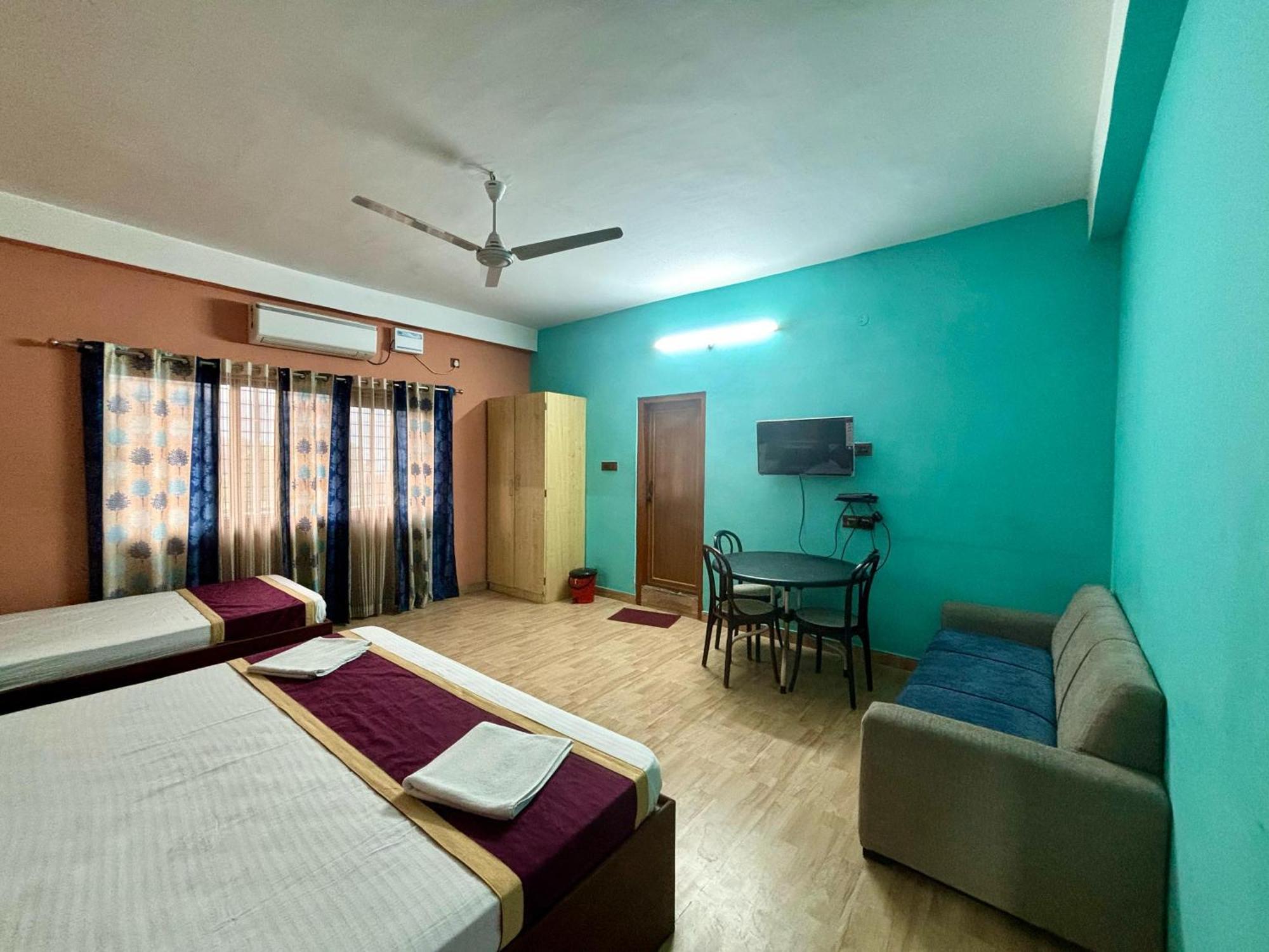 Krishna Shree Guest House Ґувахаті Екстер'єр фото