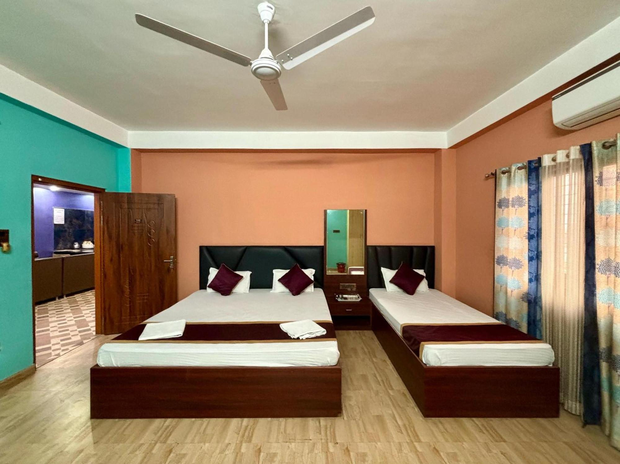 Krishna Shree Guest House Ґувахаті Екстер'єр фото